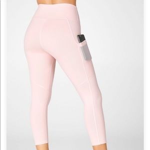 Pearl Pink Fabletics Powerhold leggings